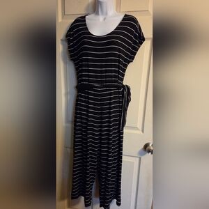 Old Navy Black Striped Womens Jumpsuit Dress with Tie Waist Medium